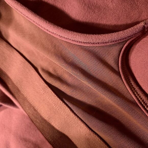 Lululemon Cross Back with Shelf Bra Workout XSMALL - Picture 10 of 11